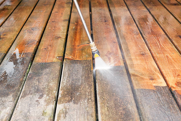 Why Choose Our Certified Pressure Washing Experts for Your Project Needs in Weyers Cave, VA?